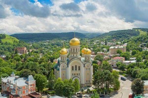 Однокомнатный одноместный номер санатория Крепость в Кисловодске